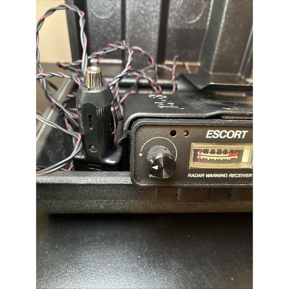 Vintage 80's Escort Passport Radar Detector w/ Original Carrying Case - Picture 3 of 10